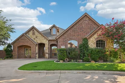 6920 Golf Green Dr, Arlington, TX 76001