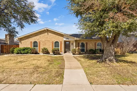 5025 Clover Valley Dr, The Colony, TX 75056