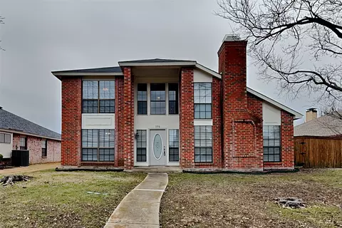 996 Mauve Dr, Lewisville, TX 75067