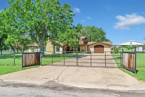 1900 Campbell Rd, Tolar, TX 76476