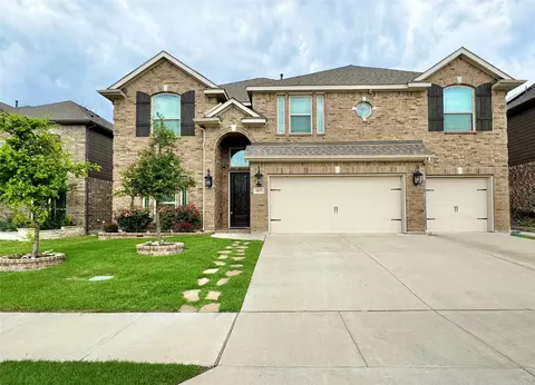 6025 Pine River Ln, Fort Worth, TX 76179