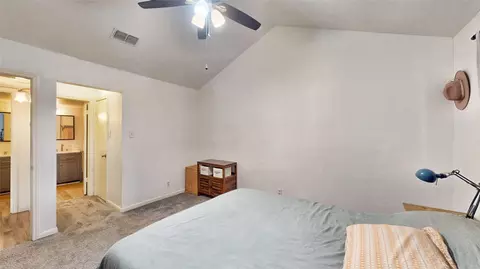 Bedroom - 1613 Willow Ln, Euless, TX 76039 photo 3 of 6