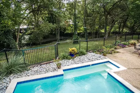 6546 Laurel Valley Rd, Dallas, TX 75248