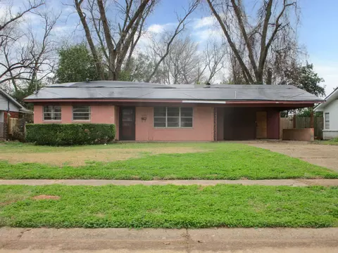 1208 Pecan Ln, Bossier City, LA 71112