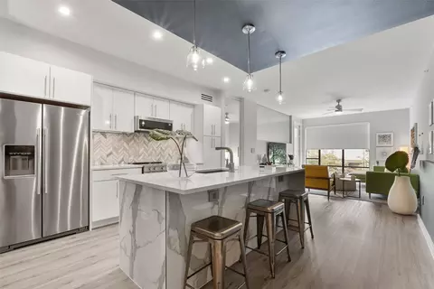 4040 N Hall St #111, Dallas, TX 75219