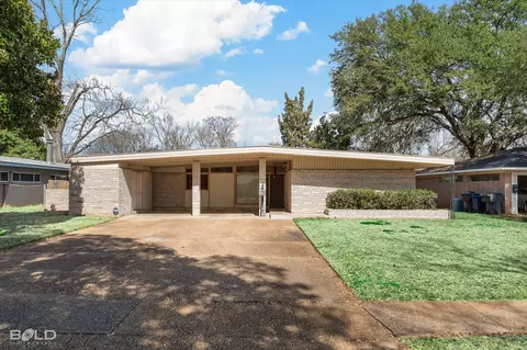 1923 Bayou Dr, Shreveport, LA 71105