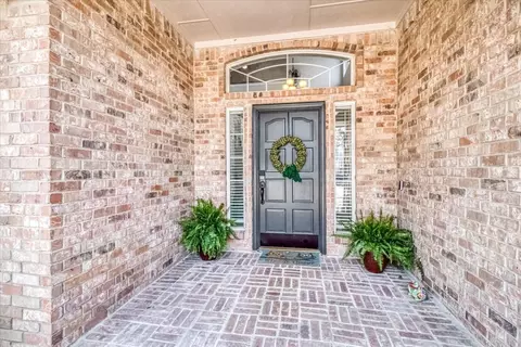 3810 Shady Meadow Dr, Grapevine, TX 76051