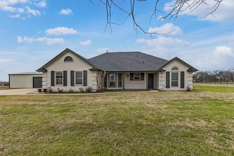 312 Corral Rd, Godley, TX 76044