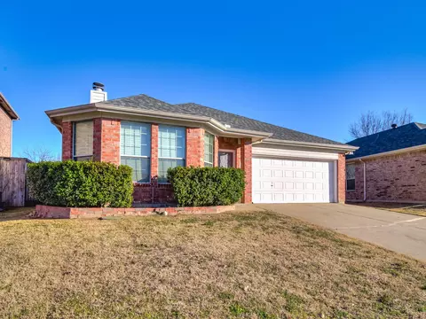 3644 Desert Mesa Rd, Roanoke, TX 76262