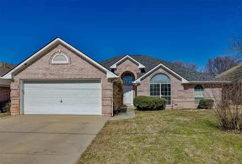 2005 Duck Creek Rd, Sanger, TX 76266