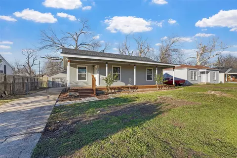 1529 Axe Dr, Garland, TX 75041