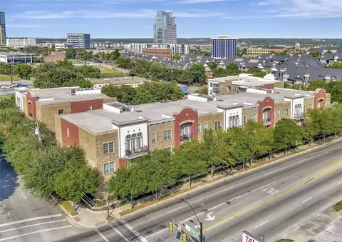 950 Henderson St #1220, Fort Worth, TX 76102