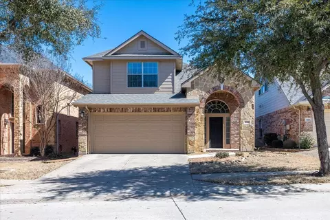 8320 Tyler Dr, Lantana, TX 76226