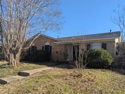 2302 Richbrook Dr, Garland, TX 75044