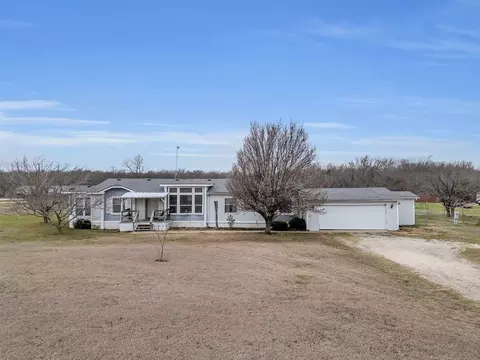 1501 Lower Meadows Ln, Alvarado, TX 76009