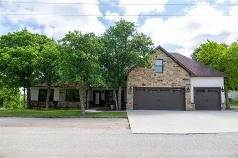 658 Oak Point Dr, May, TX 76857