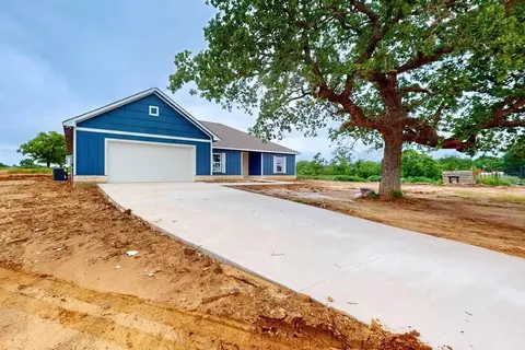 1207 E Gibtown Rd, Poolville, TX 76487