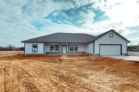 1215 E Gibtown Rd, Poolville, TX 76487