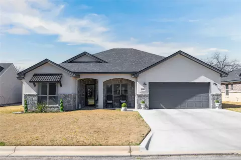 2101 Brooke Ln, Brownwood, TX 76801