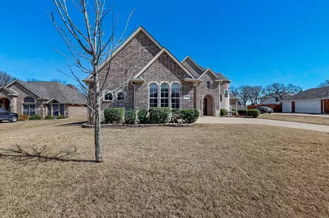 3306 Oak Run Ln, Mansfield, TX 76063