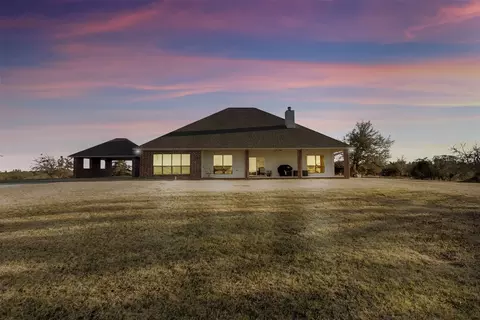 3042 County Road 513, Stephenville, TX 76401