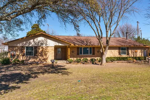 97 Elbert Rd, Van Alstyne, TX 75495