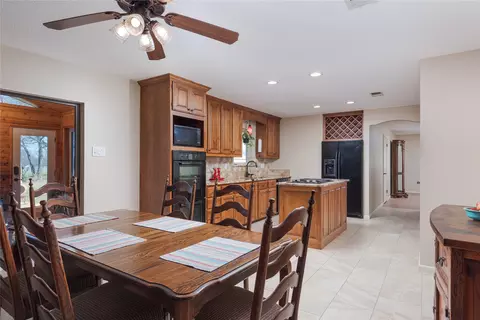 97 Elbert Rd, Van Alstyne, TX 75495 photo 8