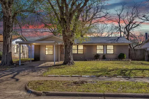 1328 E Park Dr, Mesquite, TX 75149