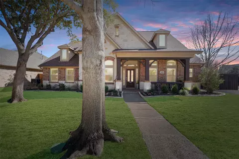1645 Thomas Ln, Carrollton, TX 75010