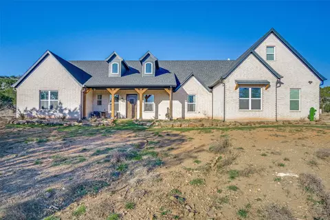 112 Wooded Acres Dr, Mineral Wells, TX 76067