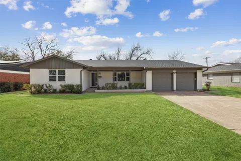 2137 Barbell Ln, Fort Worth, TX 76111