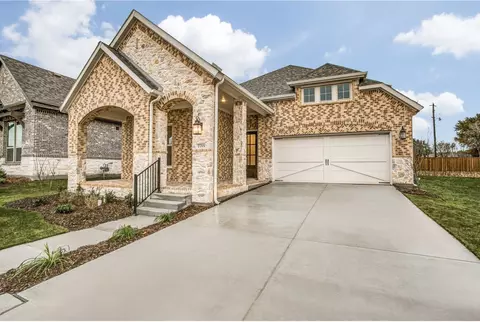 7715 Coronado Dr, Rowlett, TX 75088