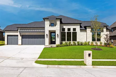 113 Deep Water Ct NE, Heath, TX 75032