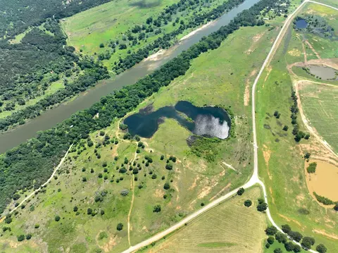 13301 Mitchell Bend Ct, Granbury, TX 76048