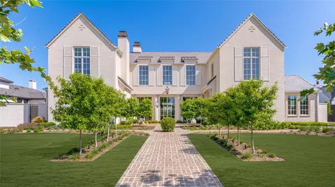 5609 Ursula Ln, Dallas, TX 75229