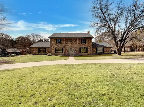 7441 Lochwood Ct, Fort Worth, TX 76179