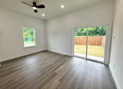 1311 Oneal St, Commerce, TX 75428 photo 11