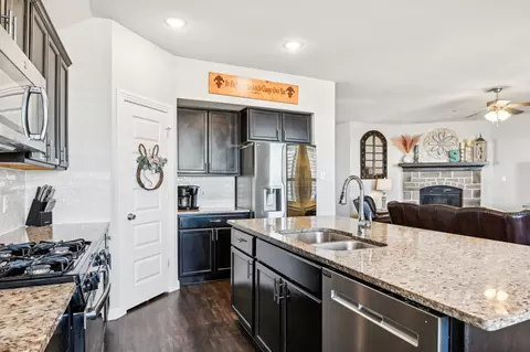 1268 Greenbelt Dr, Forney, TX 75126