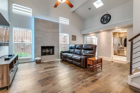 3643 Word St, Dallas, TX 75204