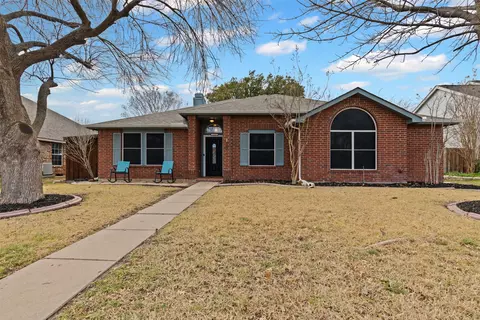 7117 Longo Dr, The Colony, TX 75056