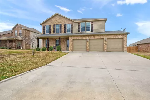 1716 Fairway Dr, Sherman, TX 75090