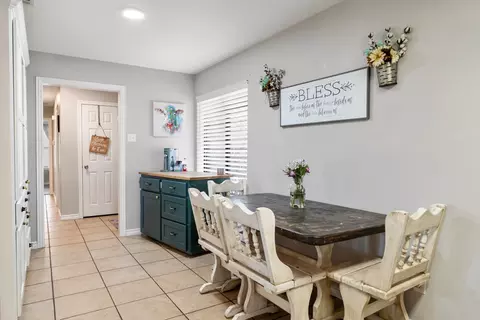 212 E Pine St, Mabank, TX 75147 photo 12