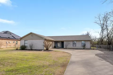 212 E Pine St, Mabank, TX 75147 photo 27