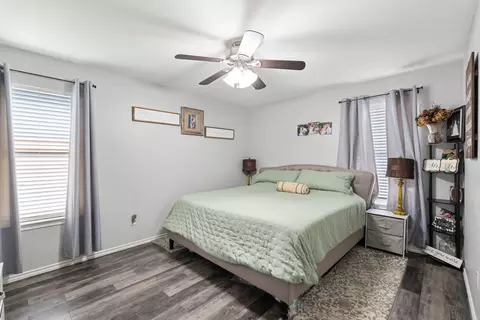 212 E Pine St, Mabank, TX 75147 photo 14