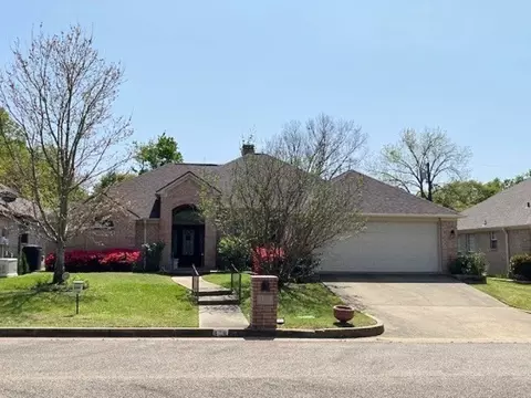 608 Paloma St, Tyler, TX 75703