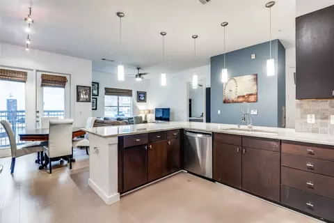 2950 Mckinney Ave #222, Dallas, TX 75204