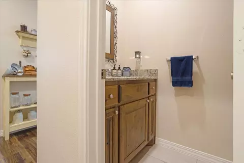 Bath - 4480 Fm 903, Celeste, TX 75423 photo 1 of 4