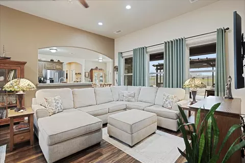 Living - 4480 Fm 903, Celeste, TX 75423 photo 2 of 4