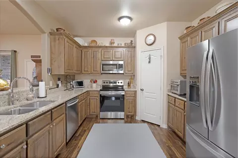 Kitchen - 4480 Fm 903, Celeste, TX 75423 photo 3 of 3