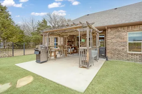 Exterior - 4480 Fm 903, Celeste, TX 75423 photo 9 of 10